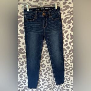 American Eagle dark wash jegging- 0 short